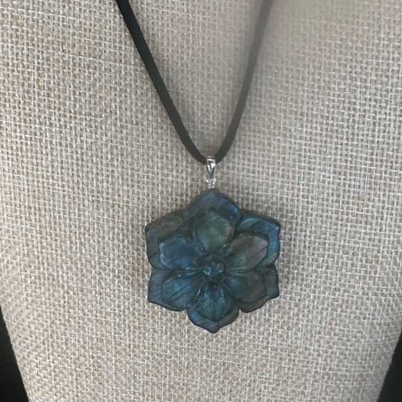Blue/Rainbow Flash Labradorite Flower Pendant on Silver Bail and Faux Suede - Picture 10 of 15